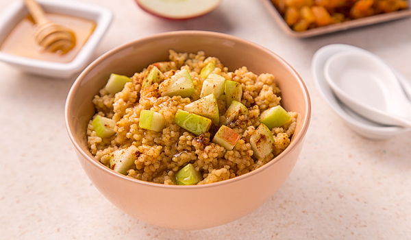 Chinese Millet Porridge with Apples and Cinnamon