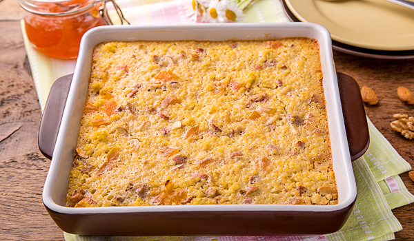 Пшенная запеканка с курагой и орехами
