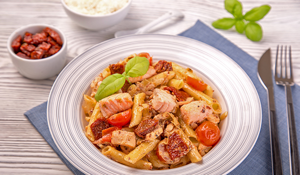 Паста с лососем