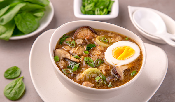 Ramen with Mushrooms, Macaroni and Egg