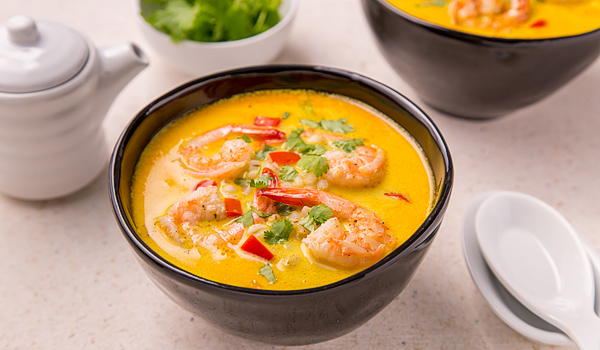 Thai Soup with Shrimp and Coconut Milk