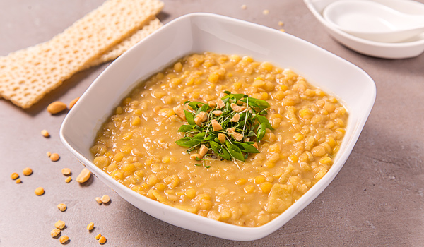 Китайский гороховый суп с имбирем