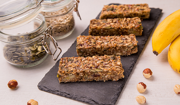 Гранола с гречкой, бананами, орехами