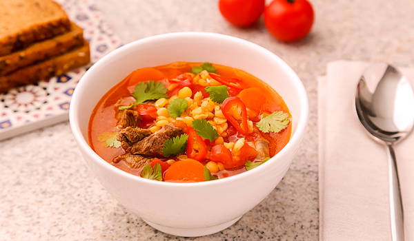 Острый суп из баранины с горохом