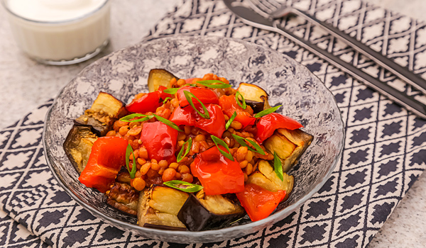 Горох с баклажанами по-арабски