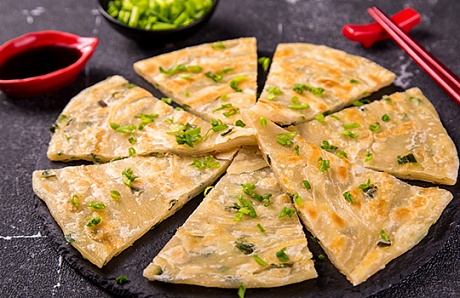 Chinese flatbread with green onion