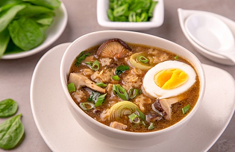 Ramen with Mushrooms, Macaroni and Egg