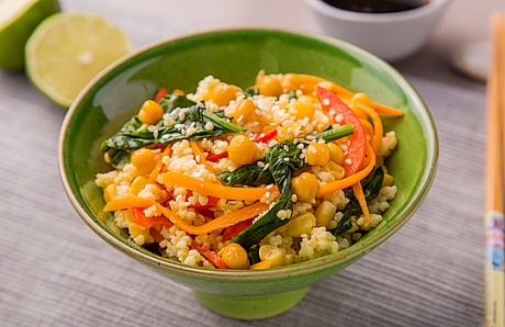 Snack with Millet, Chickpeas and Vegetables