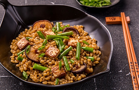 Pearl Barley, Tofu, Green Beans and Shiitake Salad